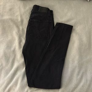 Black Levi’s Skinny Jeans